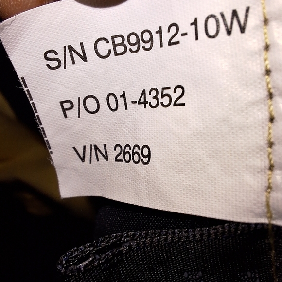 A Cutter & Buck Atlanta Braves hooded jacket in a ladie's size small. - Picture 7 of 9